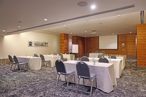 Warwick Stone 55 Hotel Beirut image 8